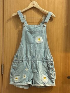 (Category: ) located in . Submitted by sunflowerta (Listing ID 1284493326, Image 1). Description: .