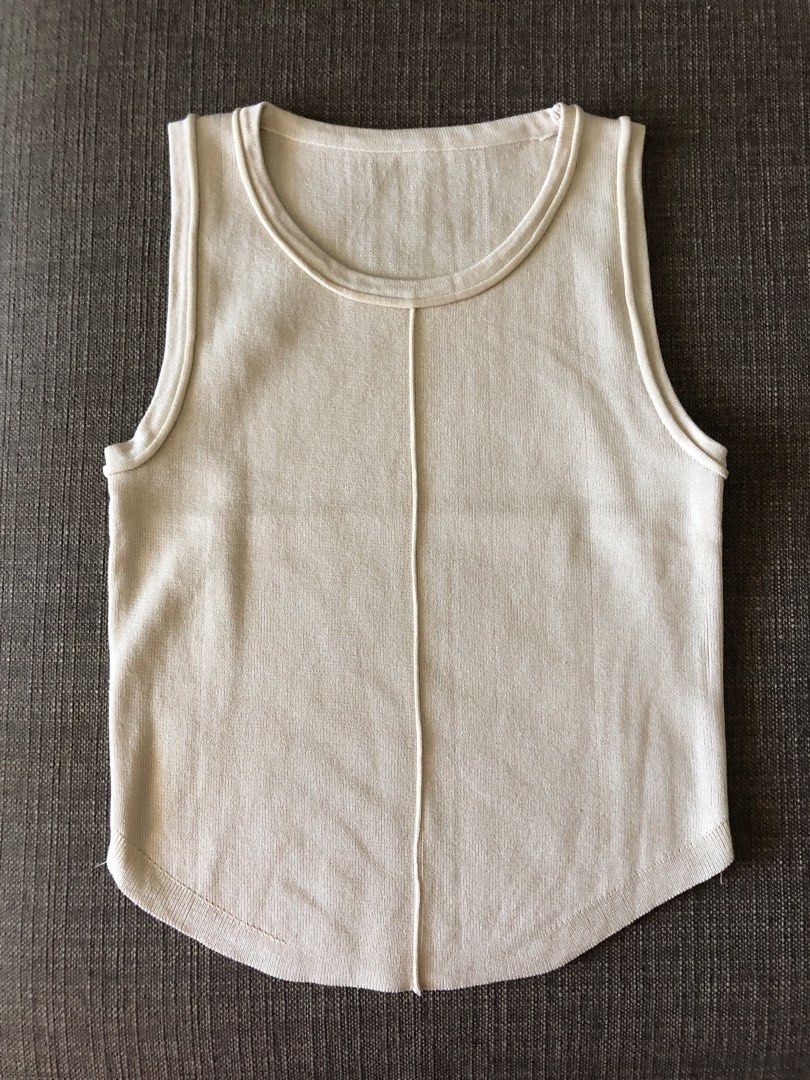 Cream top (Category: Sleeveless) located in Quezon City. Submitted by declutteringgn (Listing ID 1284316878, Image 3). Description: .