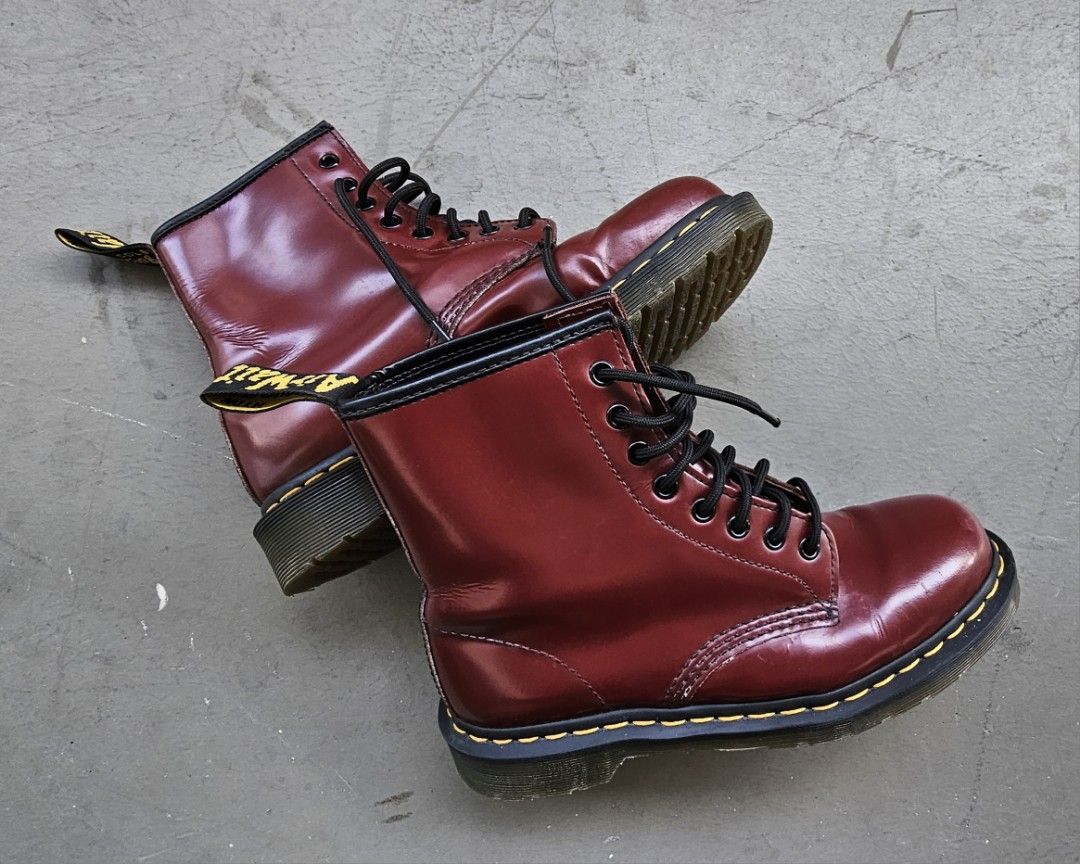Dr marten cheap 8 eye laces