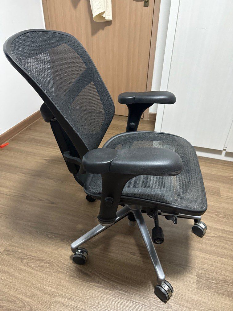 Ergohuman gaming 2025