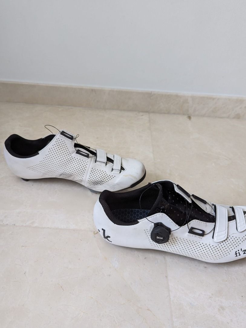 Fizik R4B Road Shoe White Black EU 46 with Look cleats