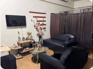 For Rent Studio Unit in  Pioneer Woodlands Condominium  in Mandaluyong connect to MRT Boni Station
