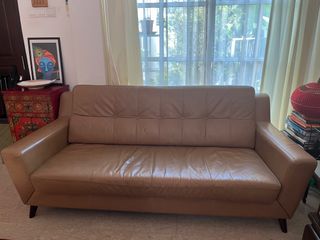 (Category: ) located in . Submitted by jeevesnwooster (Listing ID 1284377418, Image 1). Description: .