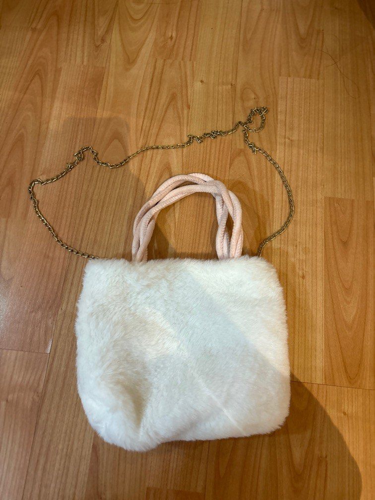 Fur bag white
