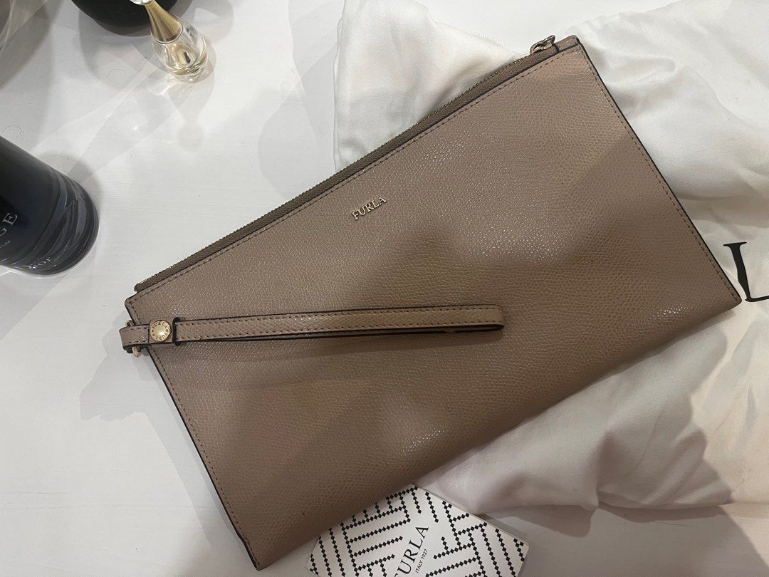Furla envelope clutch online