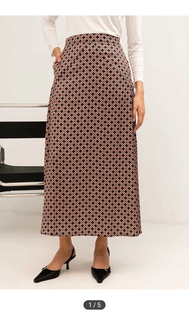 Geometric maxi sale skirt