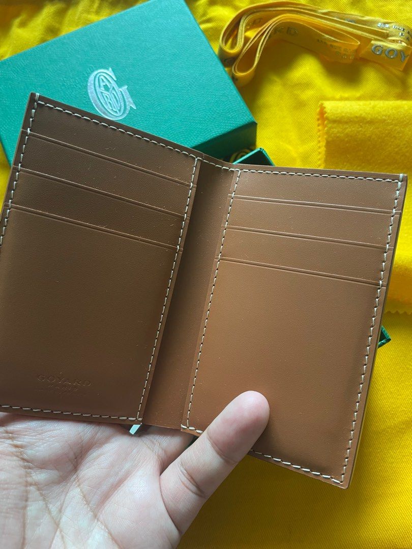 Goyard vertical wallet store