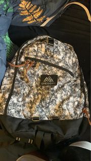 （分類：）位於 。 由 met68gg 提交（商品編號 1284402742，圖片 1）。簡介： 。