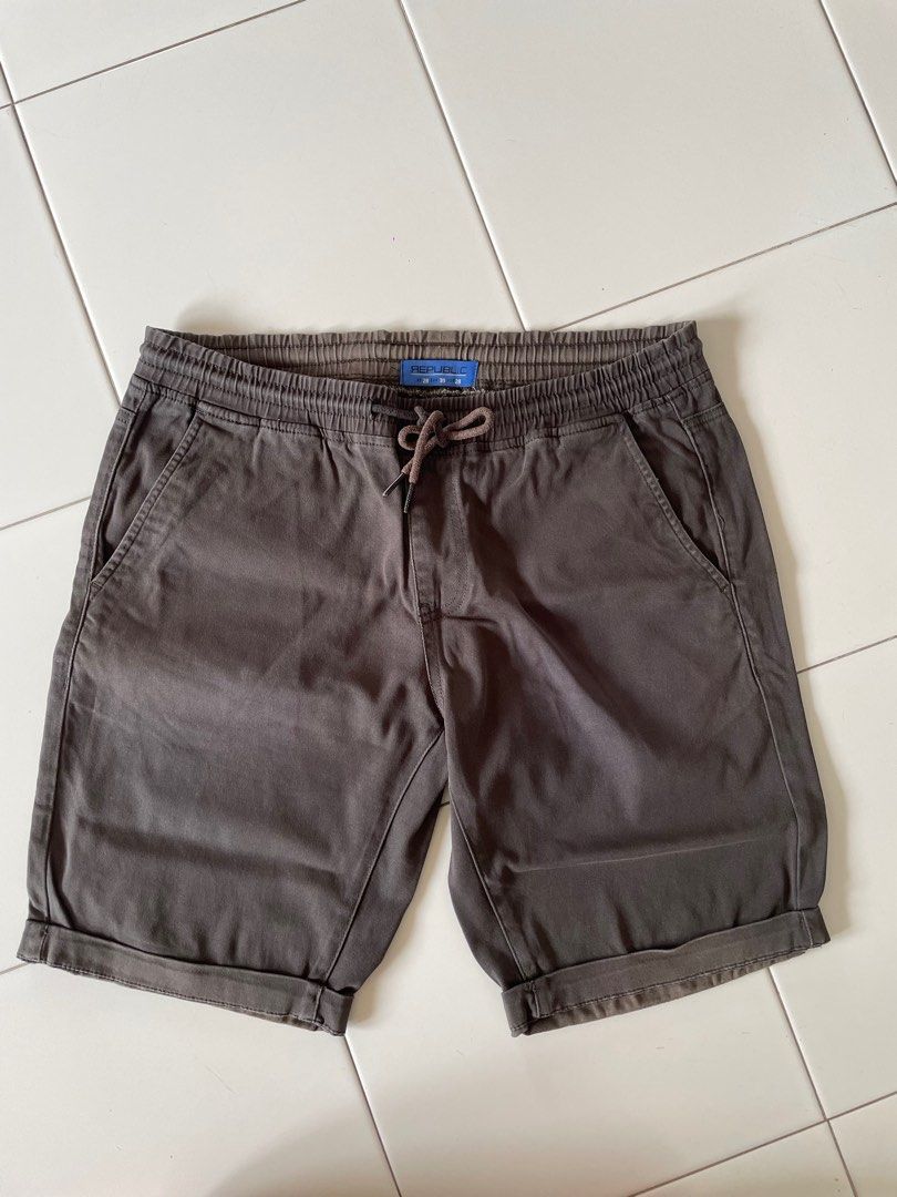 Men in grey best sale shorts