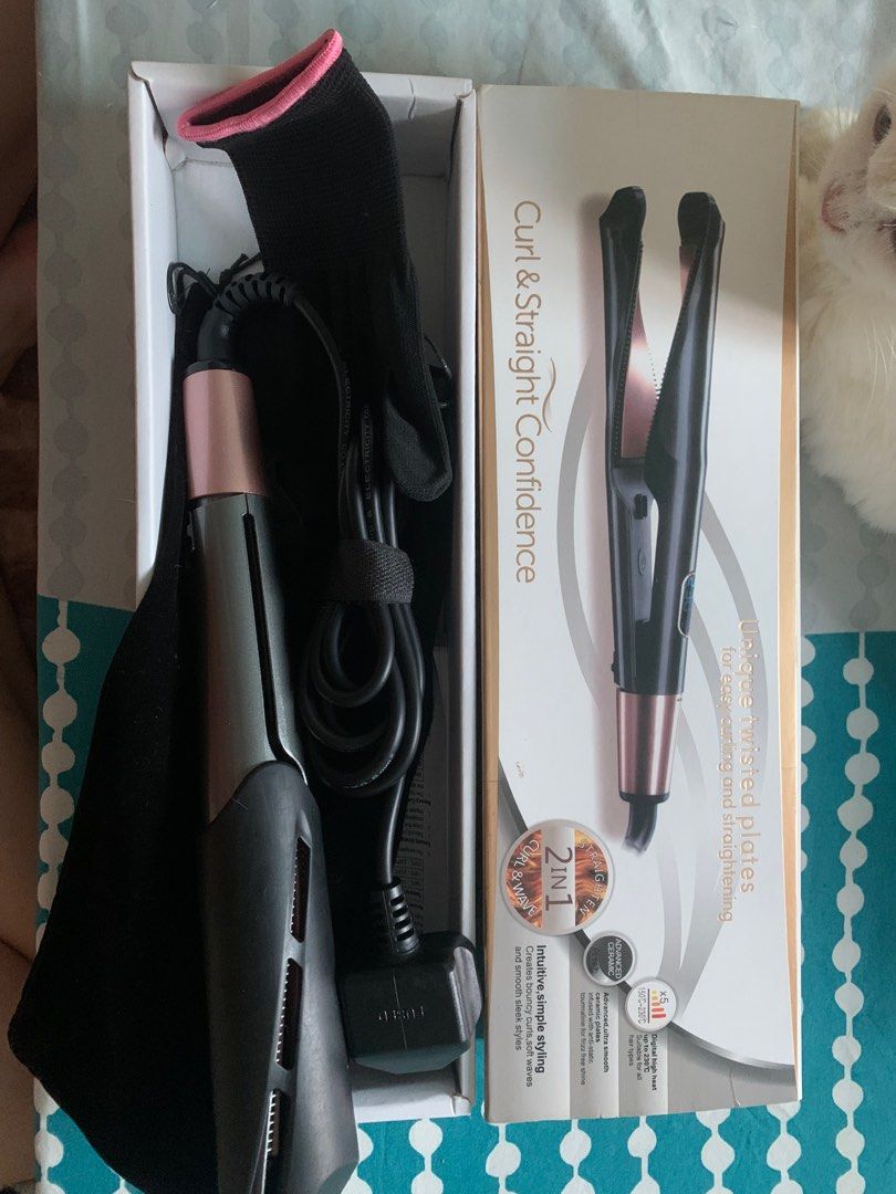 Curl free store hair straightener