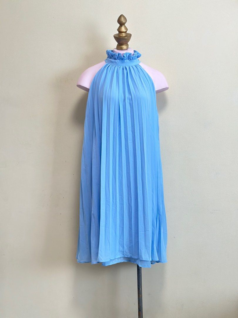 Halter Dress (Category: Dresses) located in Quezon City. Submitted by plines (Listing ID 1284321220, Image 2). Description: .