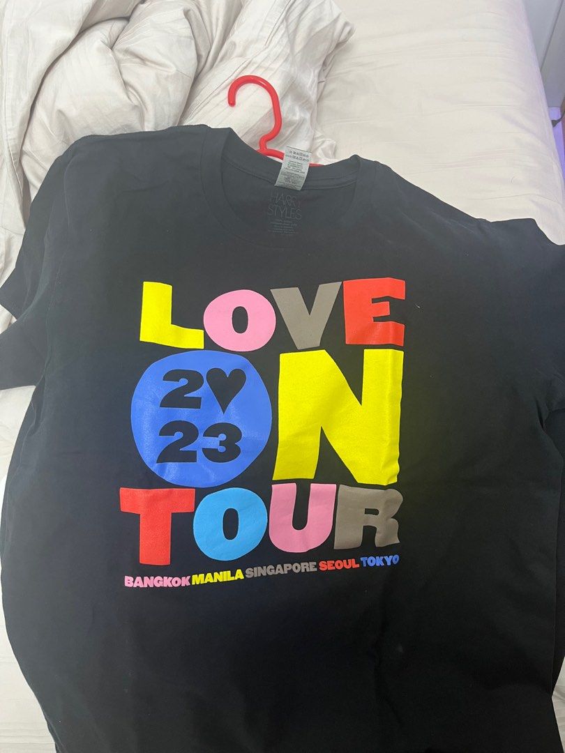 Harry Styles Love On Tour Merch, Men's Fashion, Tops & Sets, Tshirts & Polo  Shirts on Carousell