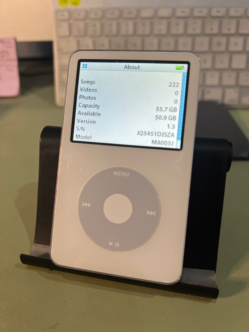 iPod with color display 60GB 第4世代 ケーブル付（iPod 60GB