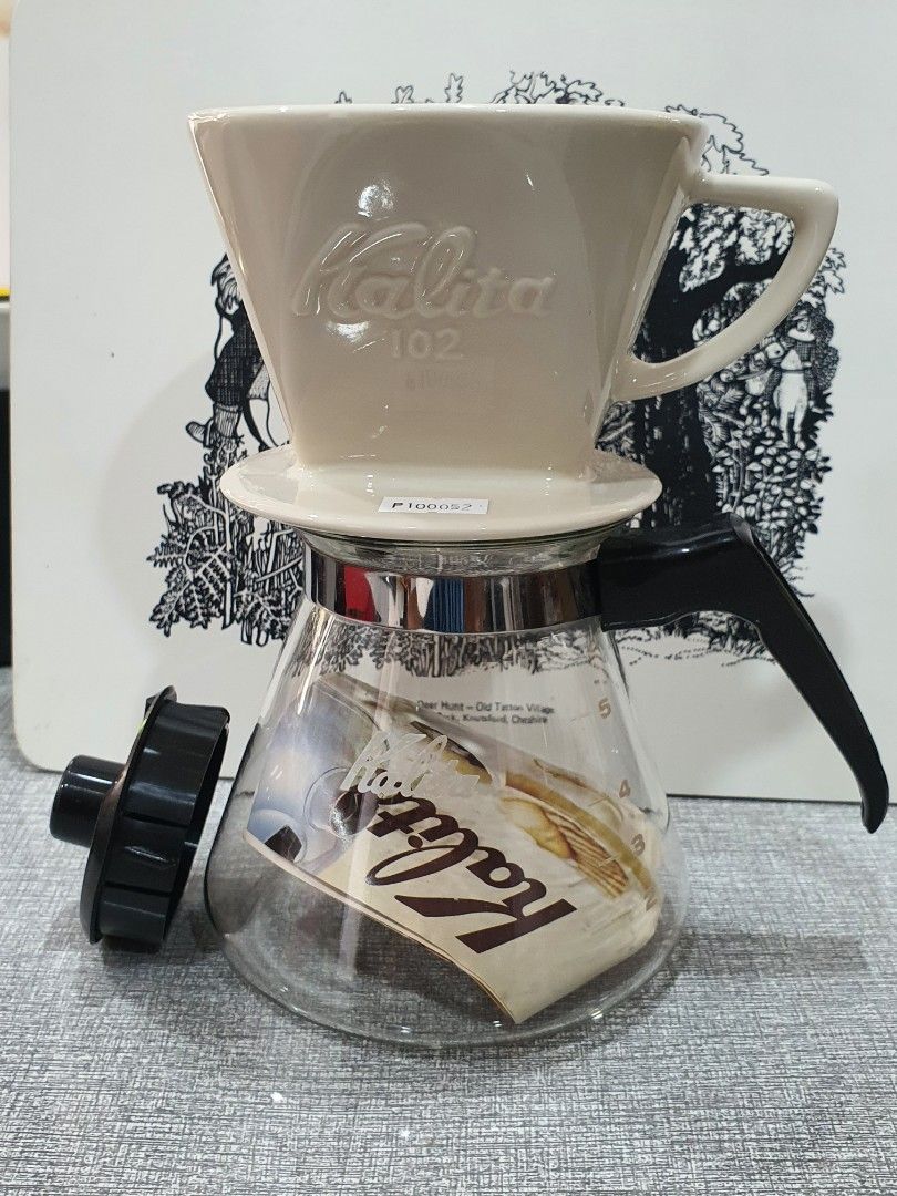 KALITA POUR OVER COFFEE SET (Category: Coffee Machines & Makers) located in Rizal. Submitted by missytin (Listing ID 1284339864, Image 1). Description: Kalita ceramic dripper 102 Kalita Glass pot for up to 5cups made in Japan please manage your expectations as these items are either lightly used or old stocks and might have minor scratches/removable stains. UNLESS STATED AS BRAND NEW LAST PRICE POSTED. Gcash payment No reservation, payment first 