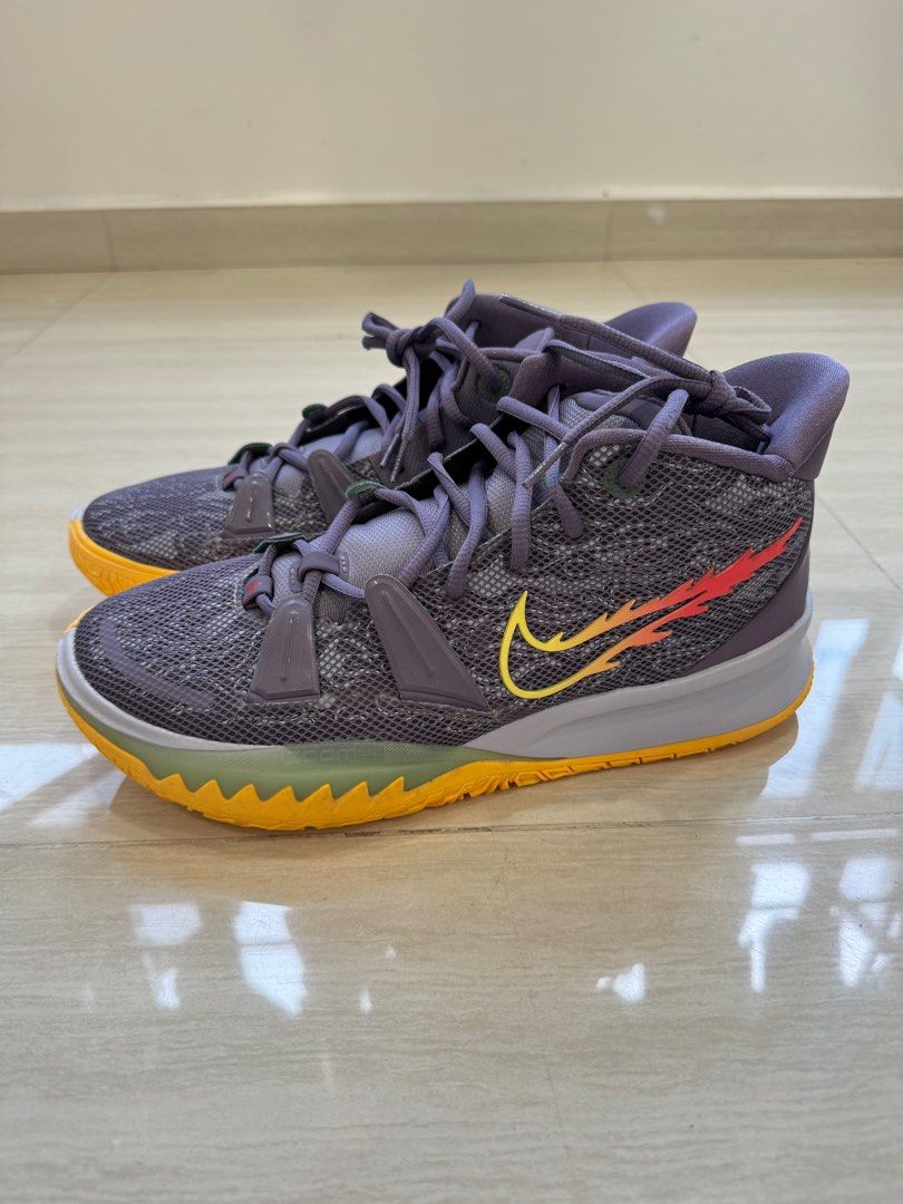 Adidas kyrie top