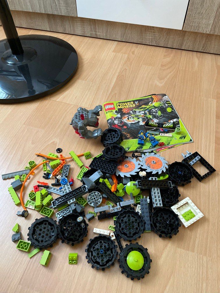 Lego 8708 Power Miners Cave Crusher