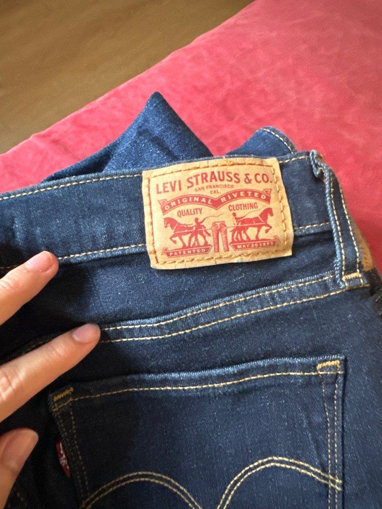 What is a size 27 in levi jeans discount