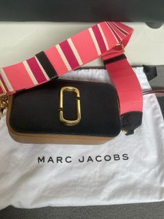 (Category: ) located in . Submitted by chikko07 (Listing ID 1284427160, Image 1). Description: .