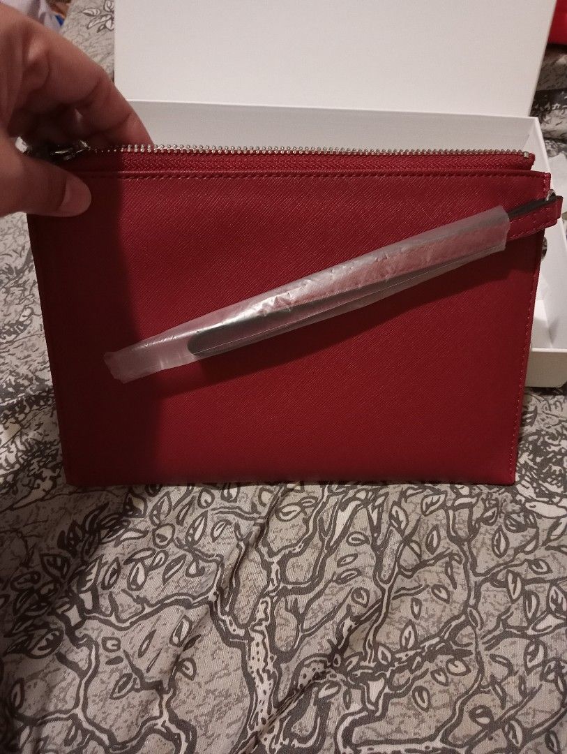MAROON CLUTCH BAG