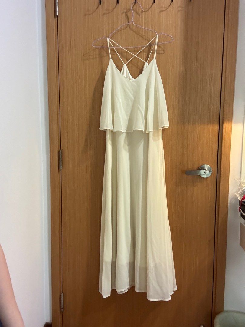 White spaghetti clearance strap maxi dress
