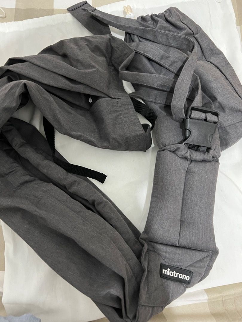 Miatrono Baby Sling Carrier Gendongan Bayi
