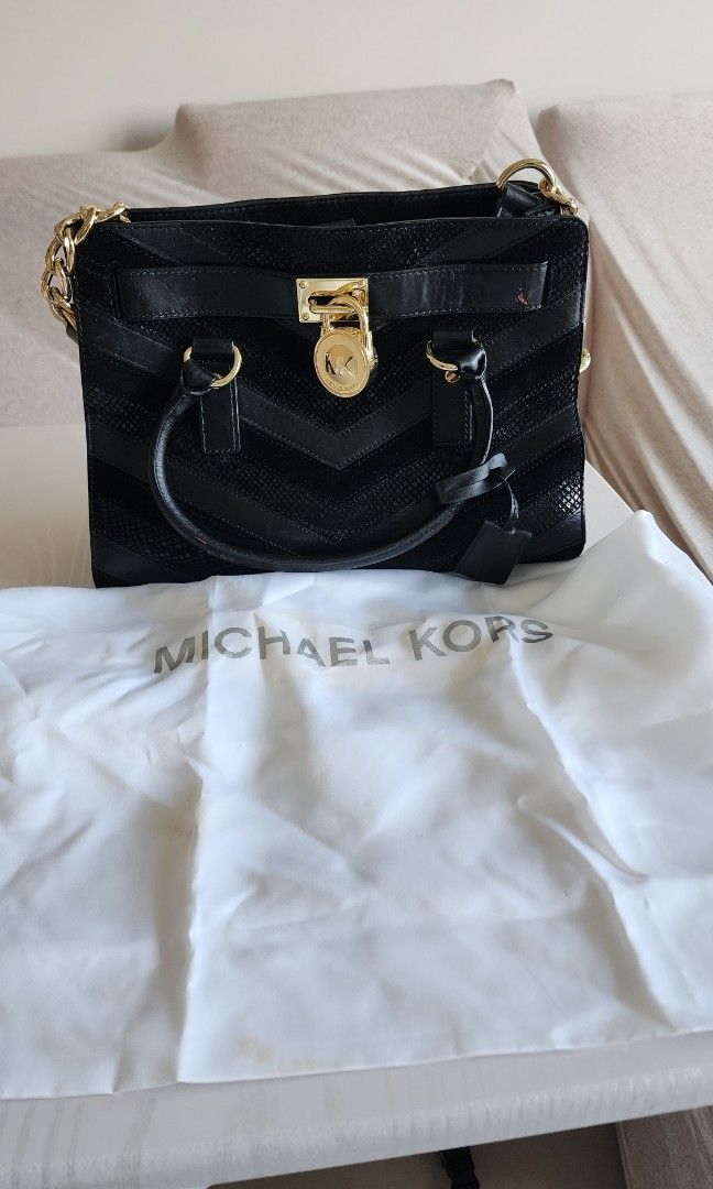 Which is better kate spade or michael kors sale