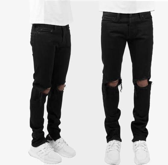 MNML Ankle Zip Denim Jeans (Category: Jeans) located in Quezon City. Submitted by cannadr3w (Listing ID 1284477957, Image 1). Description: FOR SALE‼️ MNML Ankle Zip Denim Jeans Good as new W34 x L42 Slim fit. Non stretch. No inclusion. AUTO PASS sa BURAOT‼️ Loc: Kamuning, QC.