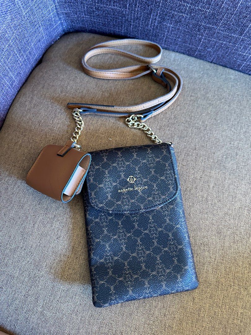 Nanette Lepore Sling bag (Category: Cross-body Bags) located in Bato. Submitted by babylaarni26255 (Listing ID 1284310392, Image 2). Description: .