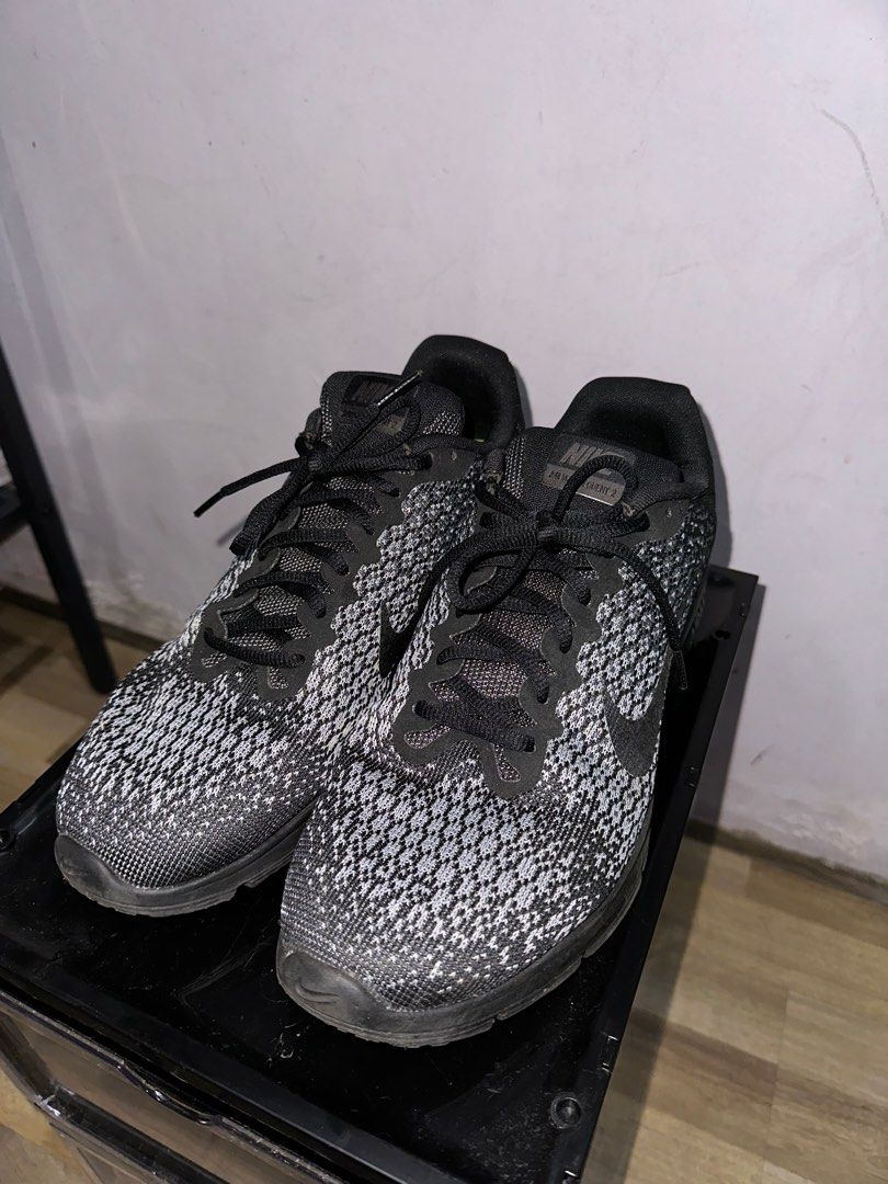 Nike air max sequent 2 trainer on sale