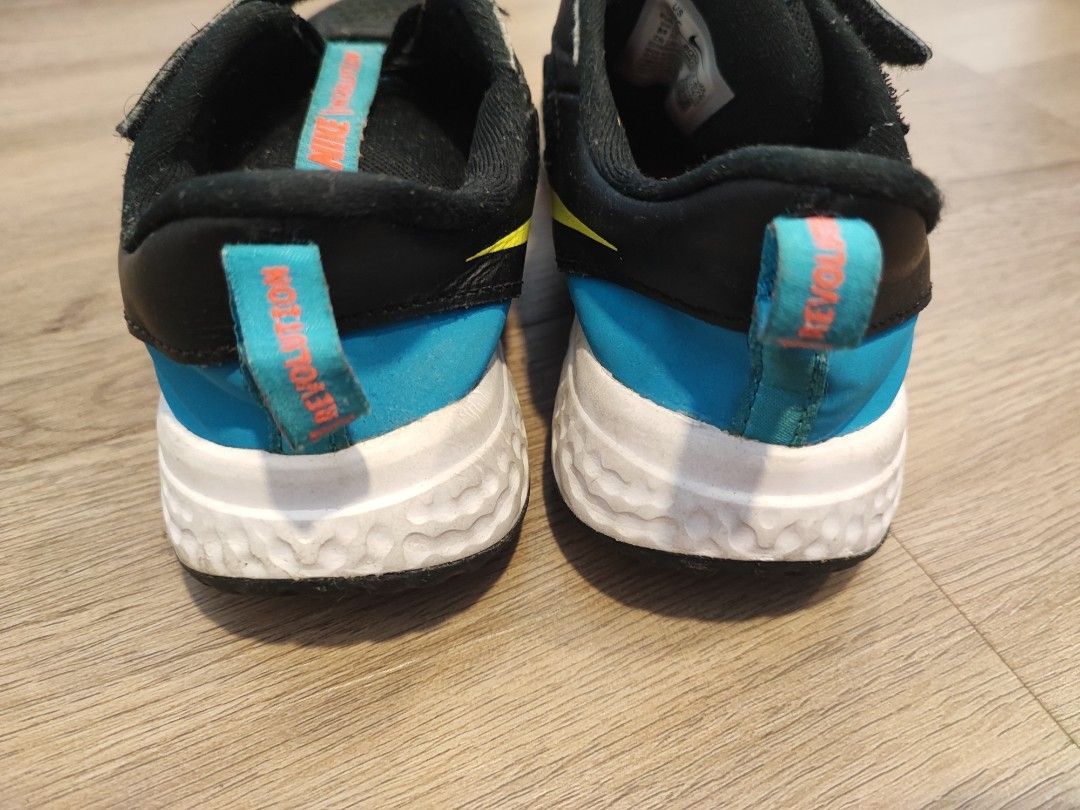 Nike Kids size 13C EU31 Babies Kids Babies Kids Fashion on