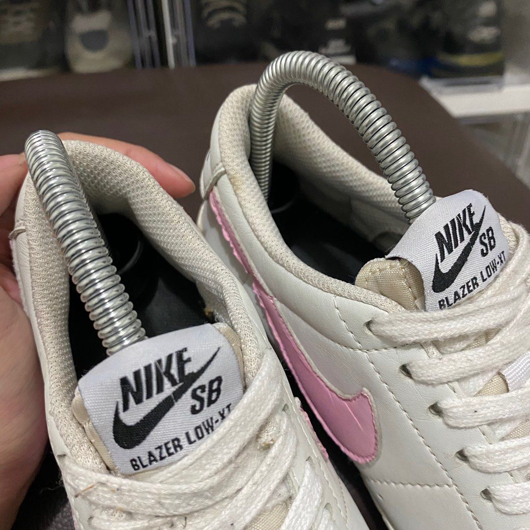 Nike SB Blazer Zoom Low XT Leather White Pink Fesyen Wanita Sepatu di Carousell