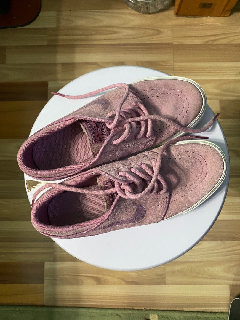NIKE SB Stefan Janoski