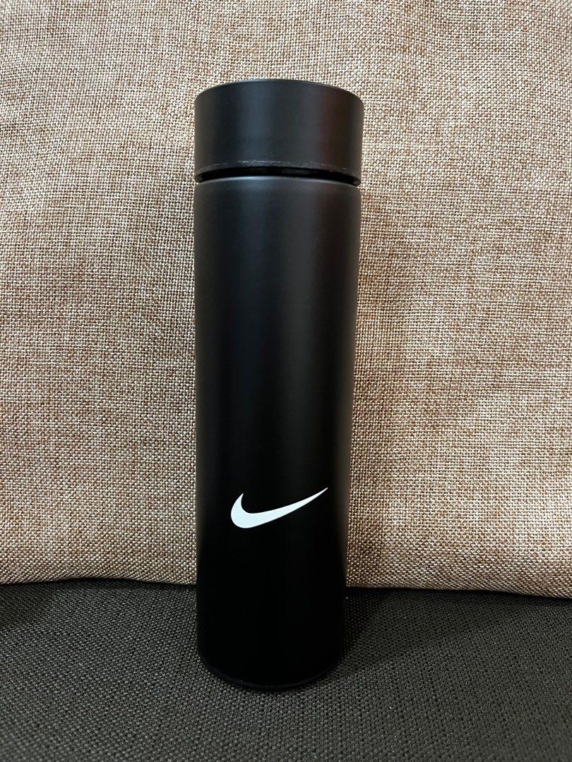 Nike thermos shop