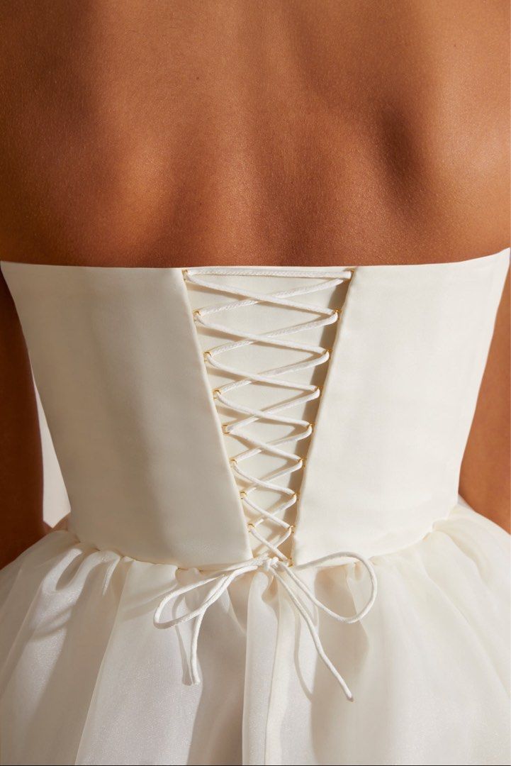 knee length dresses for ladies Corset Strapless Front Slit Back Lace-Up Tulle Wedding Dress with Applique main image 0