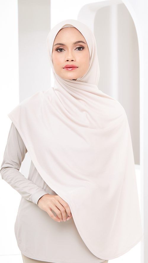 Olloum Performance Scarf - Mini, Women's Fashion, Muslimah Fashion, Hijabs  on Carousell