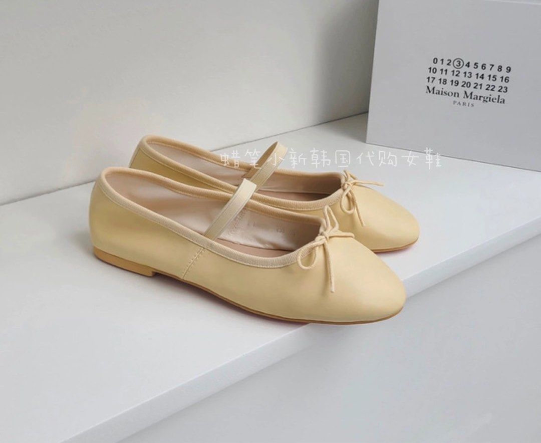 Gold ballet shop flats with ribbon