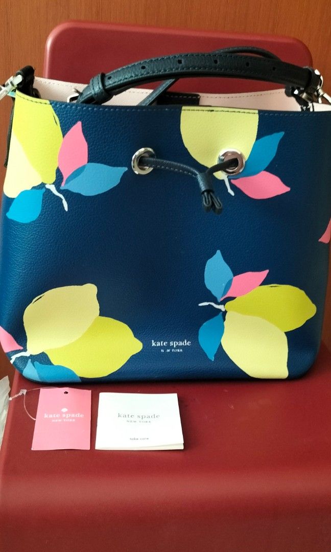 Pre loved Kate Spade Eva Bucket Bag Women s Fashion Bags Wallets Shoulder Bags on Carousell