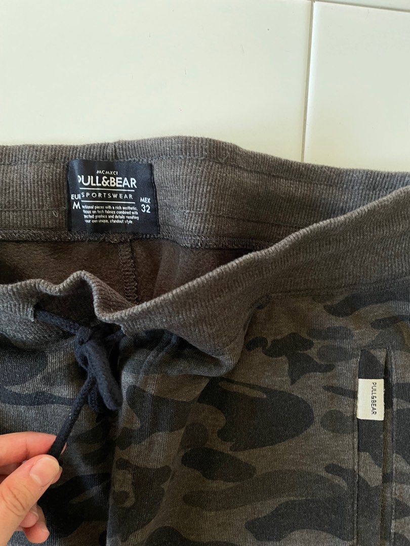 Pull and bear camo pants on sale