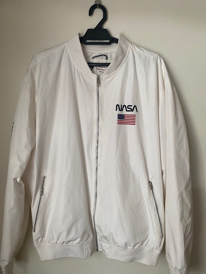 Pull and Bear Nasa jacket Men s Fashion Coats Jackets and Outerwear on Carousell