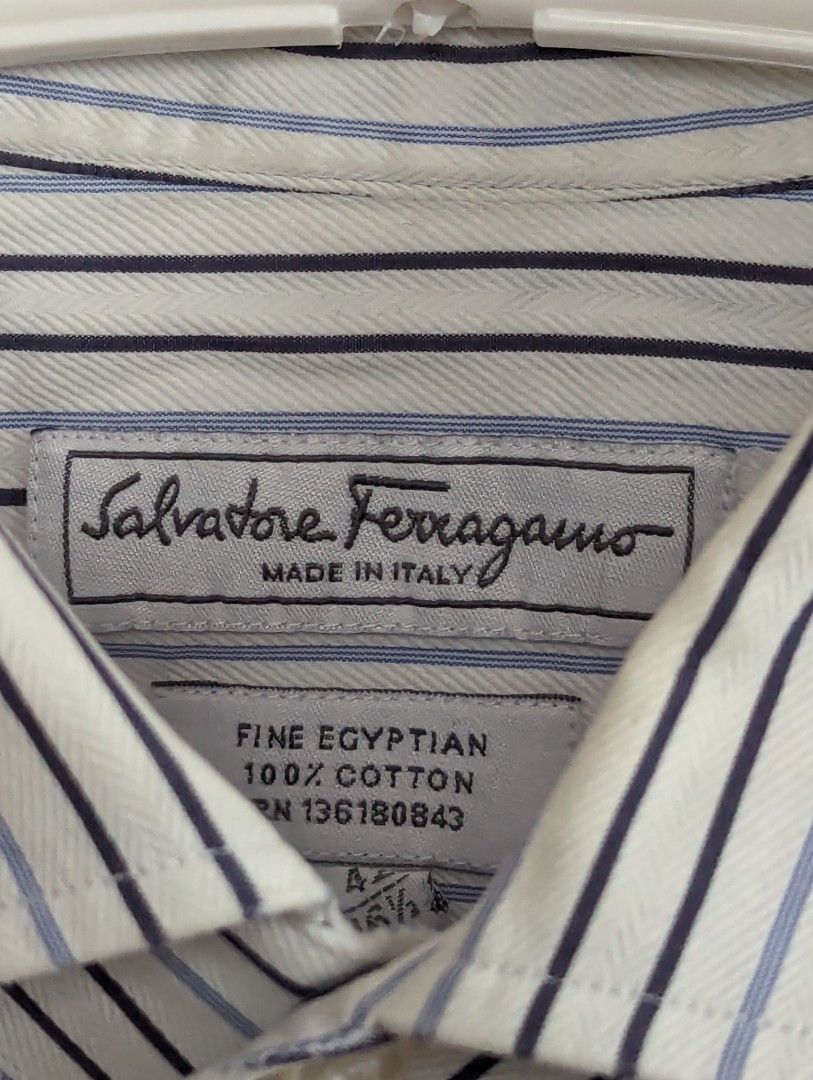Salvatorre Ferragamo Longsleeve Polo (Category: Tshirts & Polo Shirts ) located in San Fernando. Submitted by apndj014 (Listing ID 1284449317, Image 3). Description: Super elegant and classy Size 42 21x30.