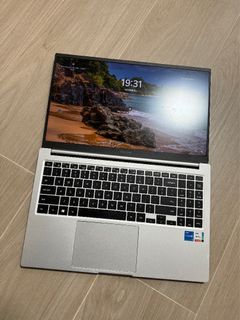 （分類：）位於 。 由 b_onhk 提交（商品編號 1284343600，圖片 1）。簡介： 。
