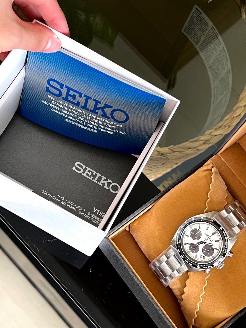 Seiko prospex sbdl085 chronograph panda equivalent to ssc813 (Category: Men's Watches) located in Manila. Submitted by markwrist07 (Listing ID 1284338746, Image 2). Description: Steal Price‼️ Seiko Prospex Chronograph Panda SBDL085 - Japan Released - Seiko prospex JDM - Japan domestic Product - Equivalent of SSC813 - Complete Set - 1 year Warranty Card - Brand new fresh from Japan‼️ - 39mm - Mall price: ₱32,500 Price: ₱25,990 Only‼️🏷️ (We can do