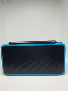 Selling Black and Turquoise New Nintendo 2DS XL