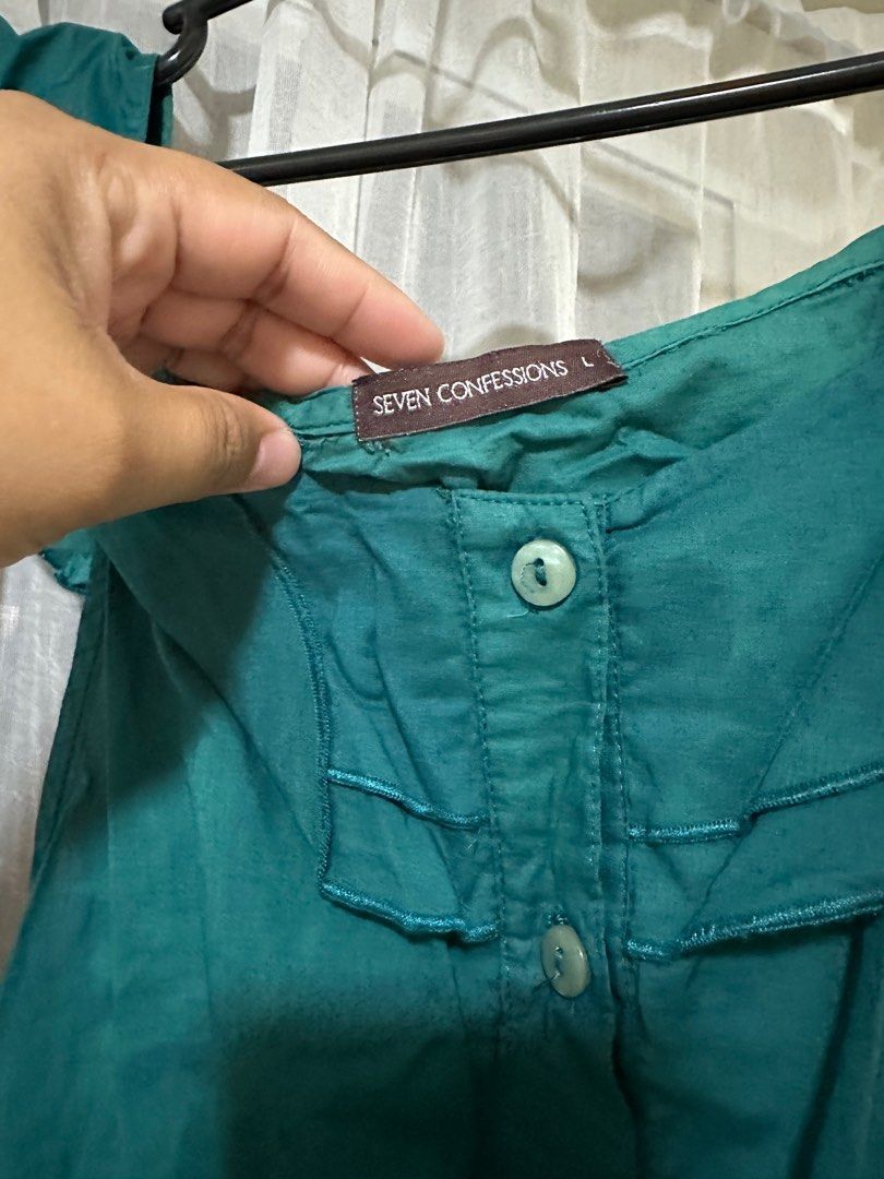 seventeen blue green blouse (Category: Blouses) located in Pasig City. Submitted by danda24 (Listing ID 1284467087, Image 2). Description: large on tag but teen size fit best for medium if adult.