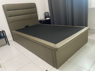 (Category: ) located in . Submitted by tanghao97 (Listing ID 1284485615, Image 1). Description: .