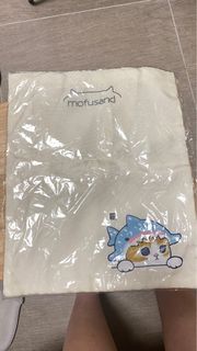 （分類：）位於 。 由 madeleineyee 提交（商品編號 1284498062，圖片 1）。簡介： 。