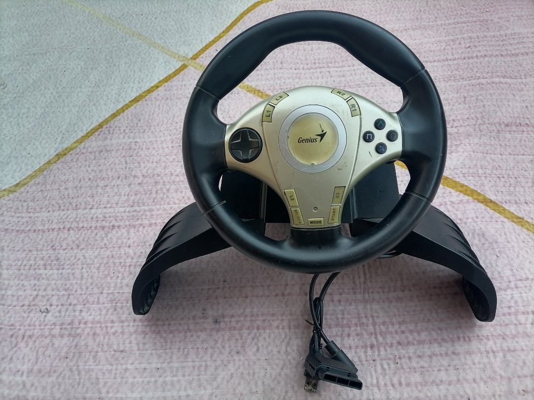 Twin wheel f1 controller Compatible play station (Category: Controllers) located in Cainta. Submitted by apolloeleven33 (Listing ID 1284414432, Image 1). Description: Twin wheel f1 controller Compatible sa play station Pwde din sya as ordinary controller Price 1000.