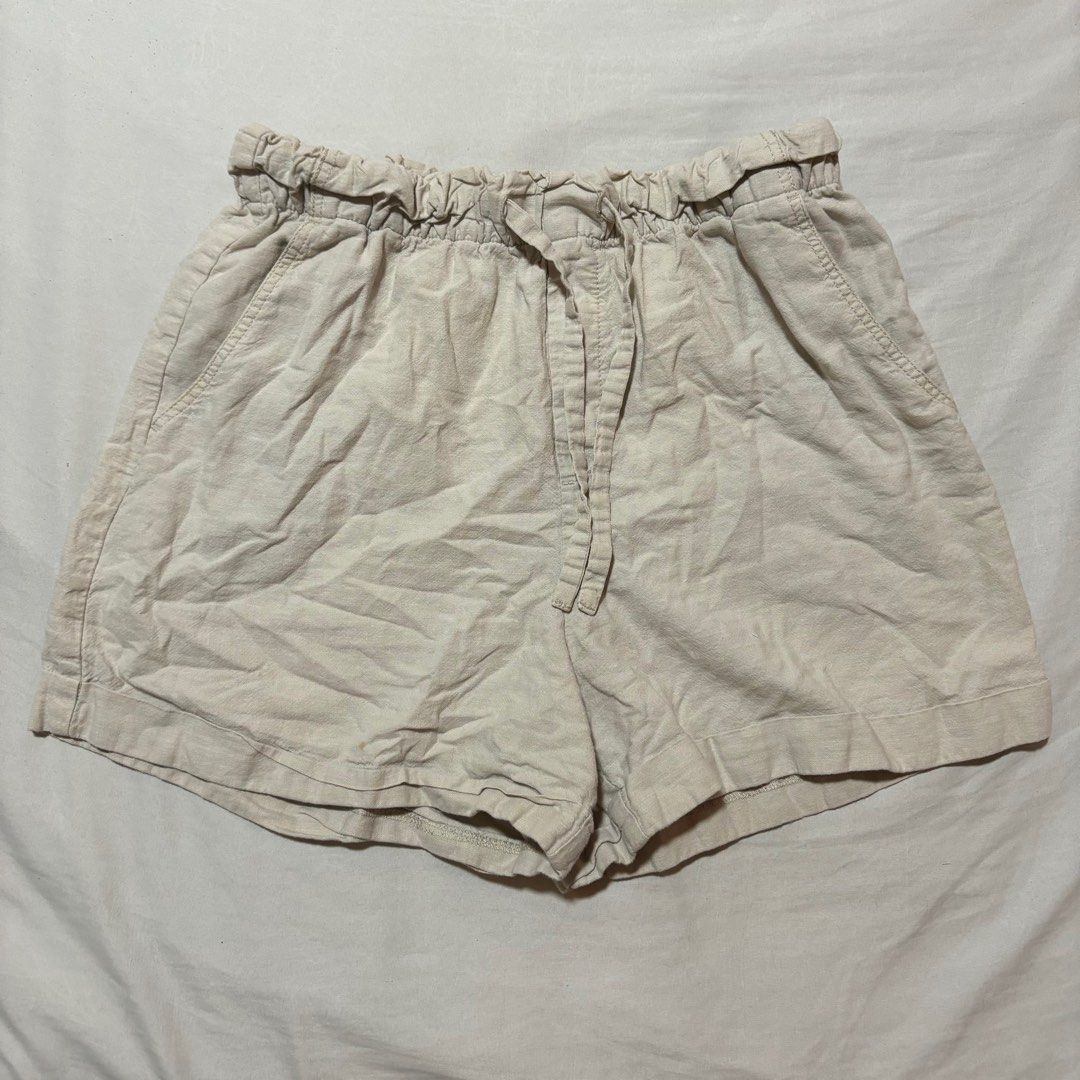 UNIQLO paper bag shorts Women s Fashion Bottoms Shorts on Carousell