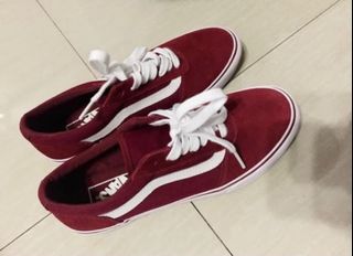 Vans store gamuza maroon
