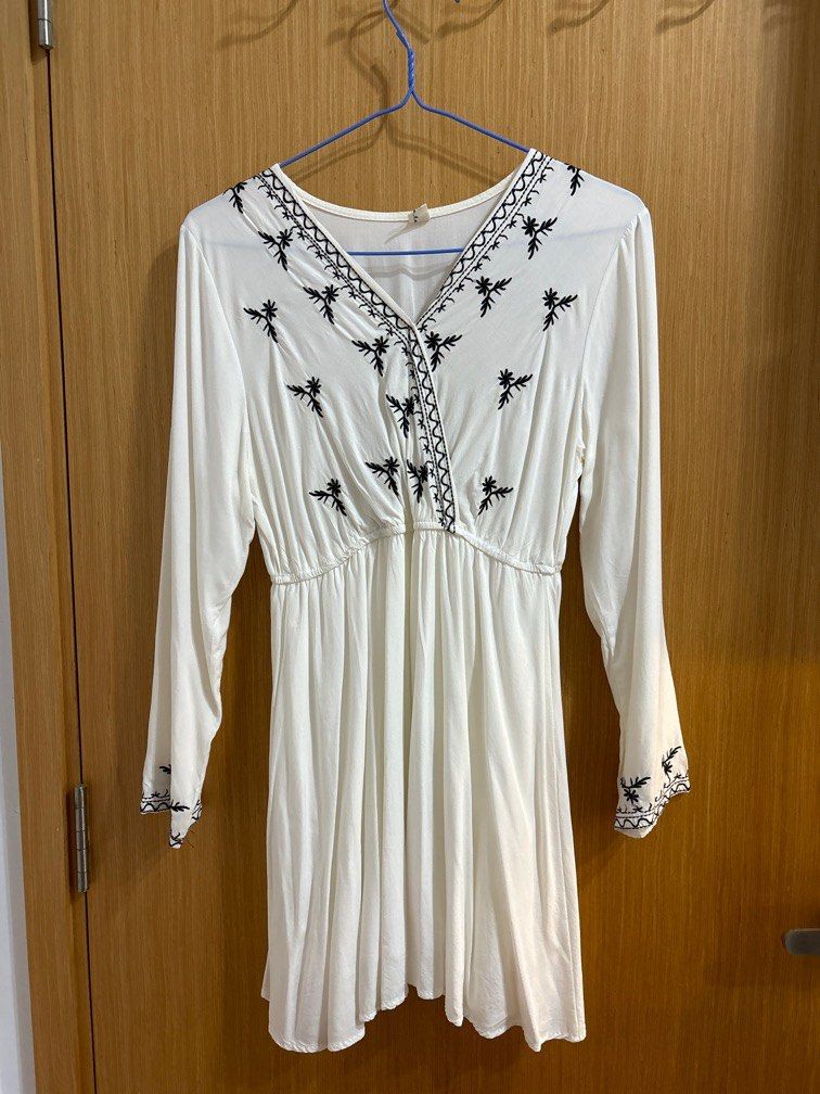 White kimono hotsell style dress